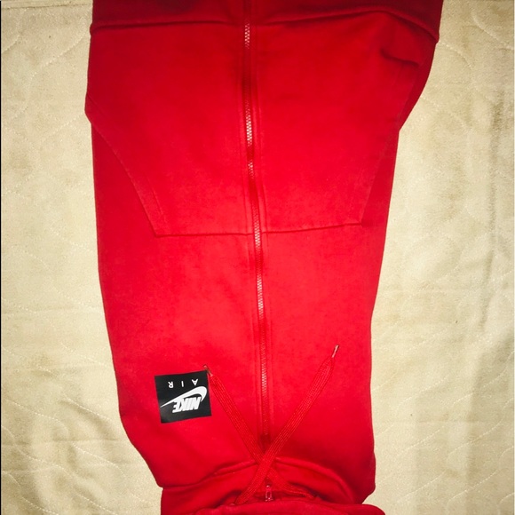 Red nike Sweat jacket - Picture 3 of 5